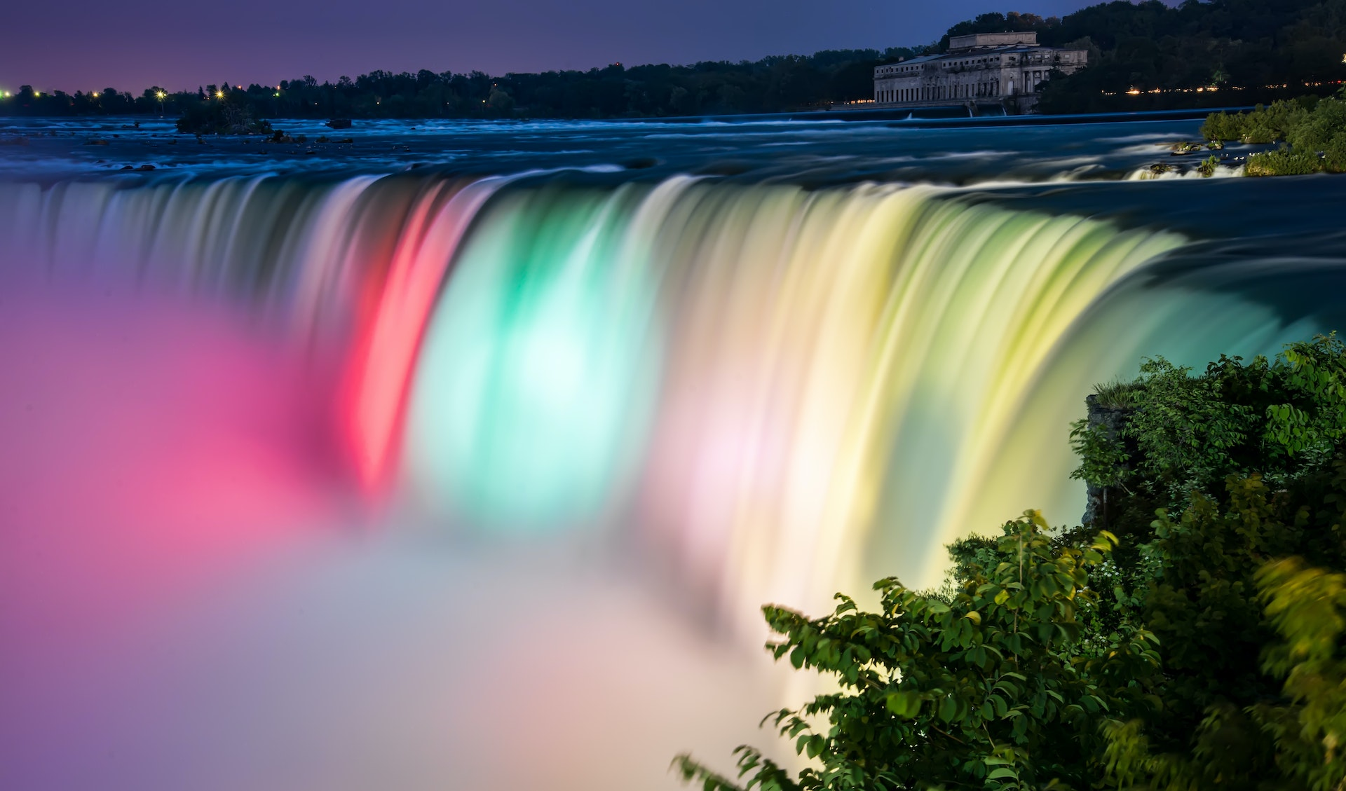 Visiter les chutes du Niagara : guide pratique et astuces pour un sejour inoubliable